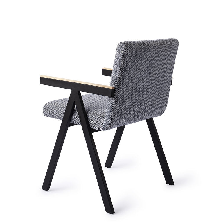 Omuta - Royal Chevron