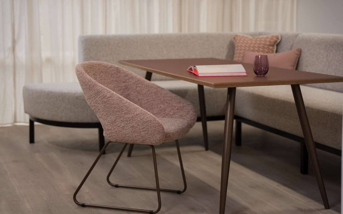 Eetbank Lilo | hoekopstelling rechts